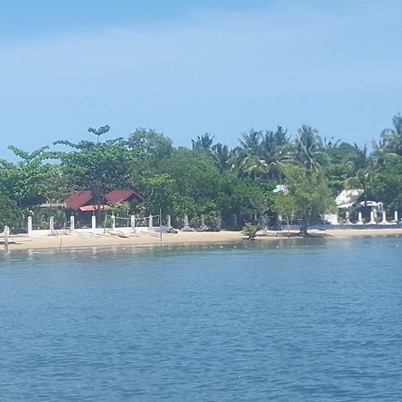 Jao Bay Resort Exterior photo
