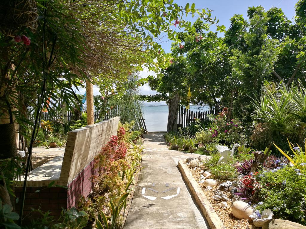 Jao Bay Resort Exterior photo